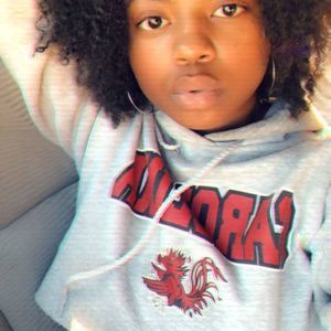 Meet your Posher, Tia